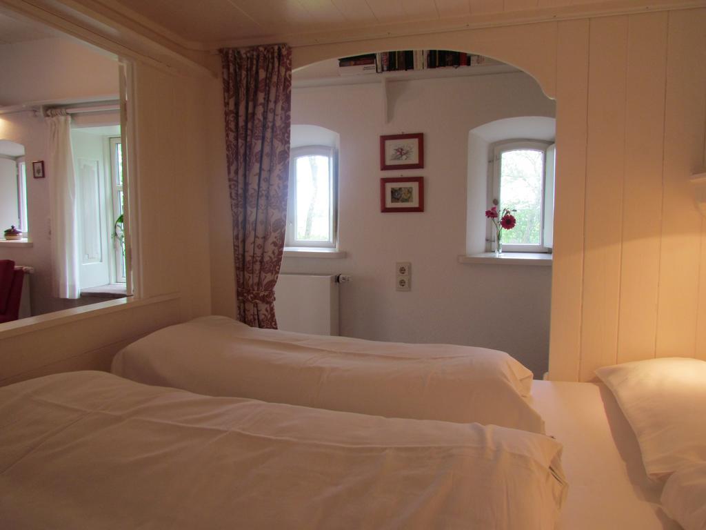 Historischer Davidshof - Mit Dem Rad Die Nordseehalbinsel Erkunden Oldenswort Room photo