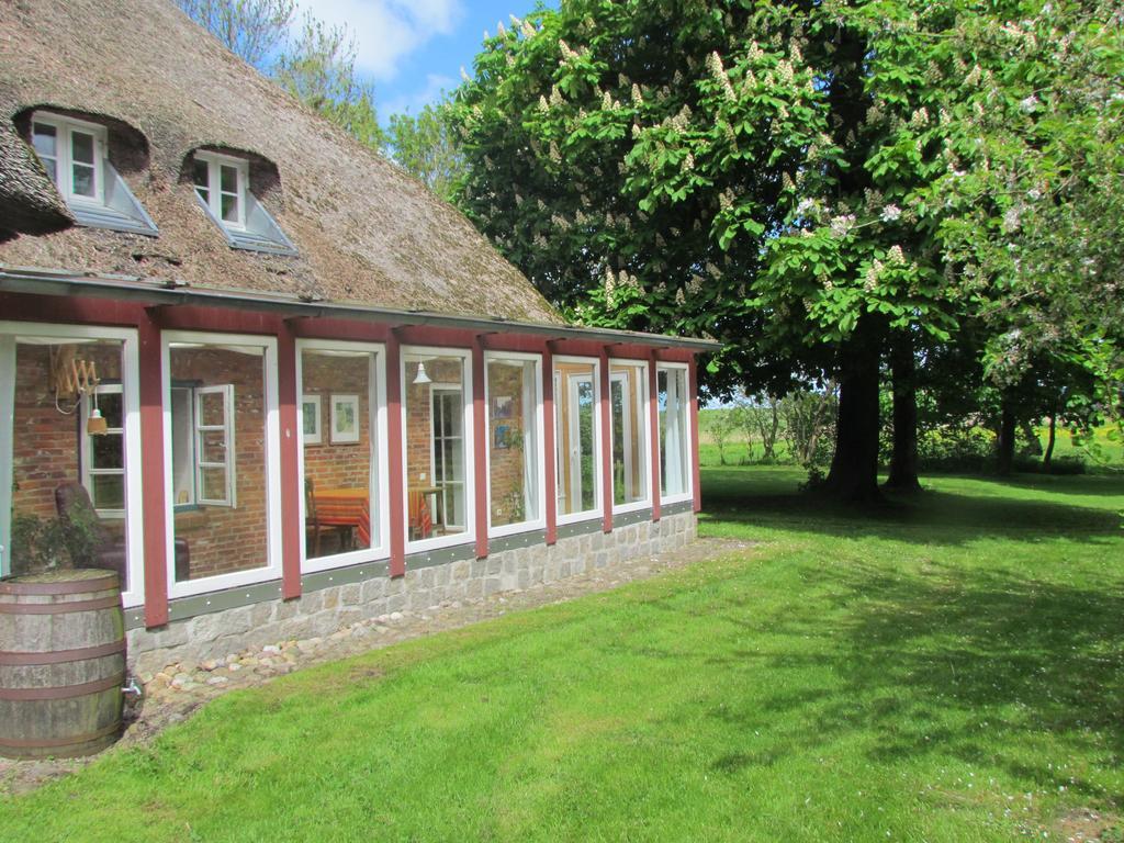 Historischer Davidshof - Mit Dem Rad Die Nordseehalbinsel Erkunden Oldenswort Exterior photo